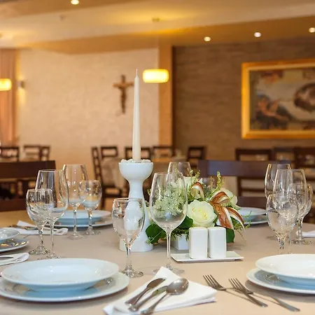 Jana Otel 4*